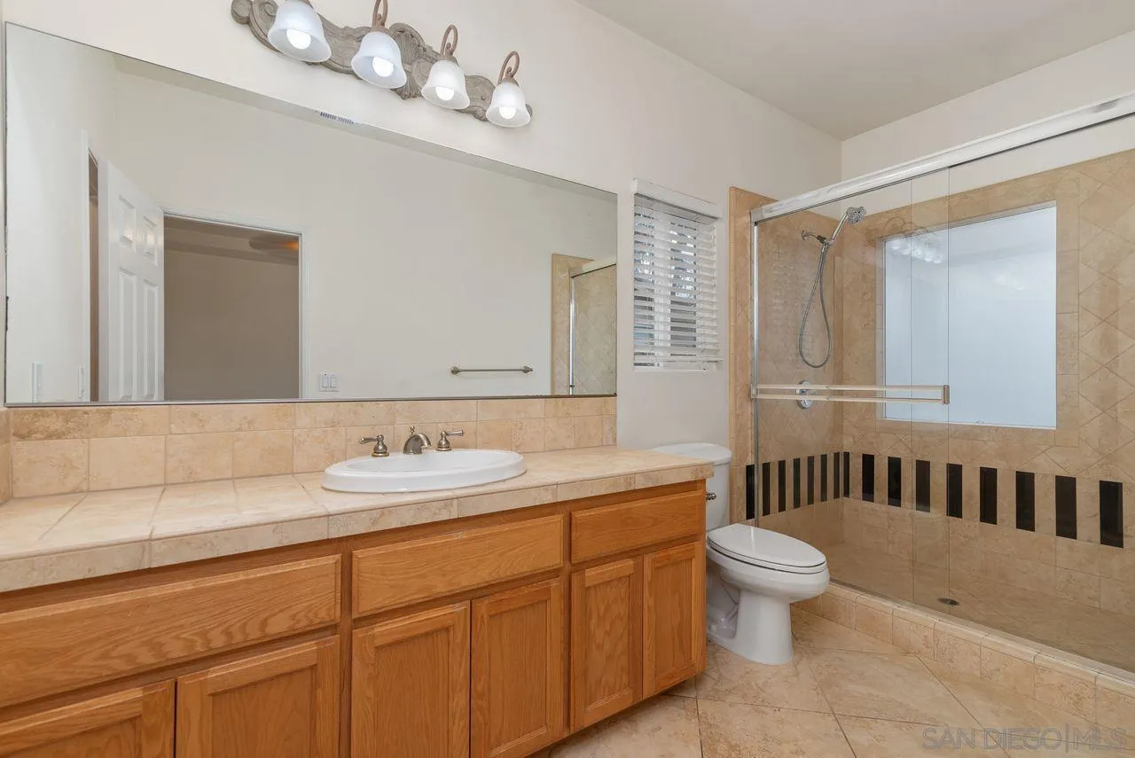 Poway, California, 92064, United States, 3 Bedrooms Bedrooms, ,2 BathroomsBathrooms,Residential,For Sale,1837304