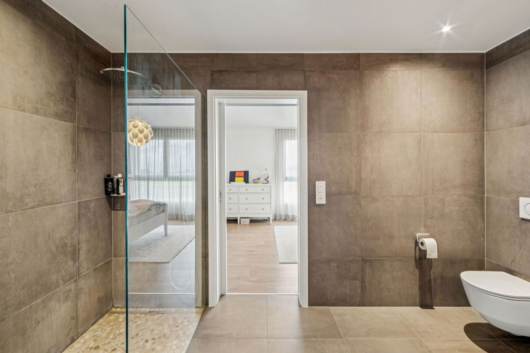 Spacious, modern villa with garden and top-of-the-range finishes - 物件實景