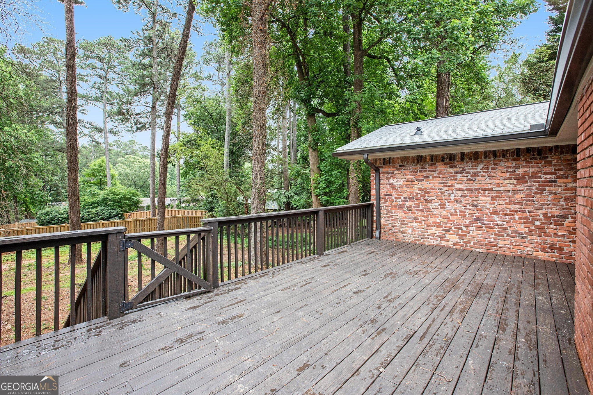 Dunwoody, Georgia, 30360, United States, 3 Bedrooms Bedrooms, ,2 BathroomsBathrooms,Residential,For Sale,1859063
