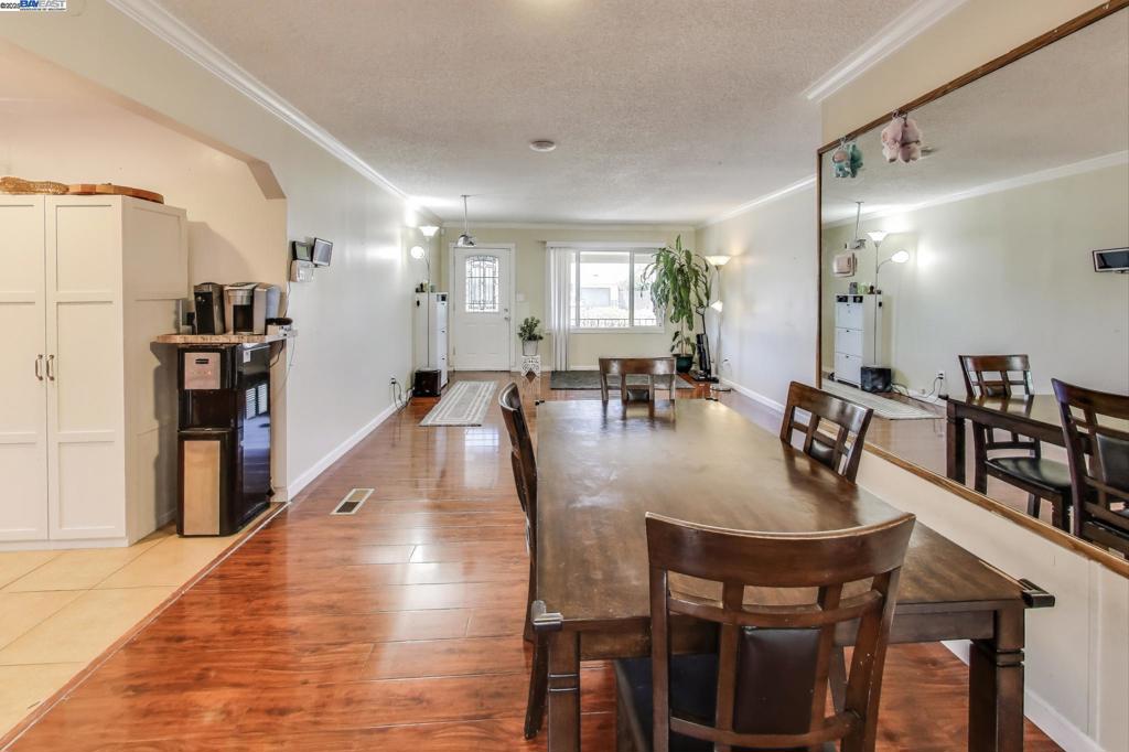 Hayward, California, 94544, United States, 3 Bedrooms Bedrooms, ,2 BathroomsBathrooms,Residential,For Sale,1938339