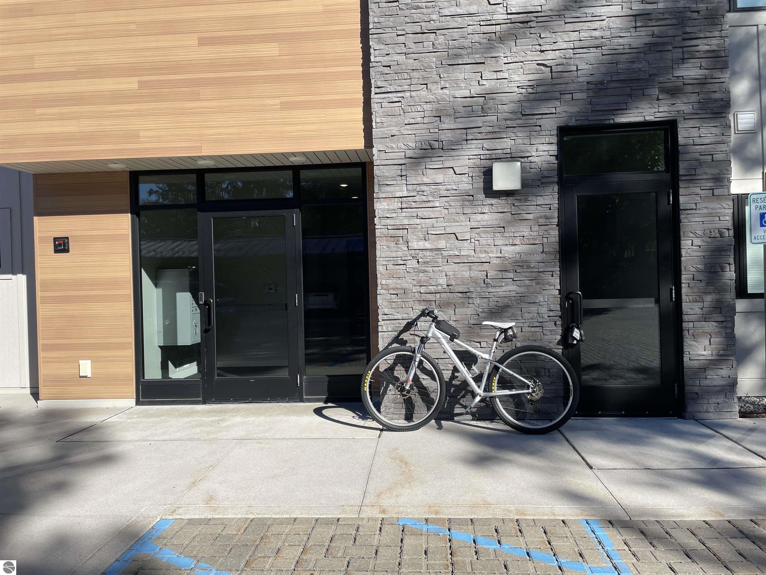 Traverse City, Michigan, 49684, United States, 2 Bedrooms Bedrooms, ,1 BathroomBathrooms,Residential,For Sale,1988617