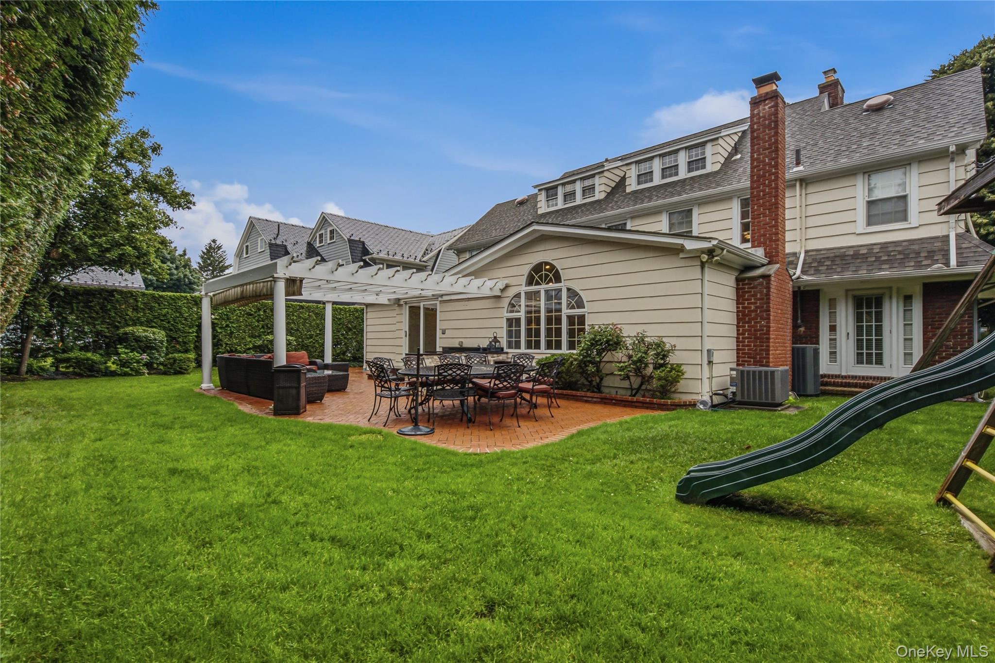  118 4th Street, Garden City, NY, 11530 - 物件實景