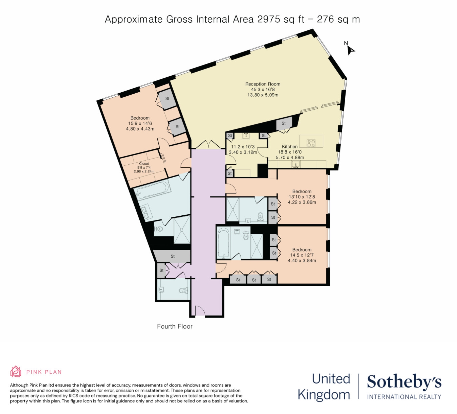 Spacious three-bedroom apartment with excellent residential amenities 