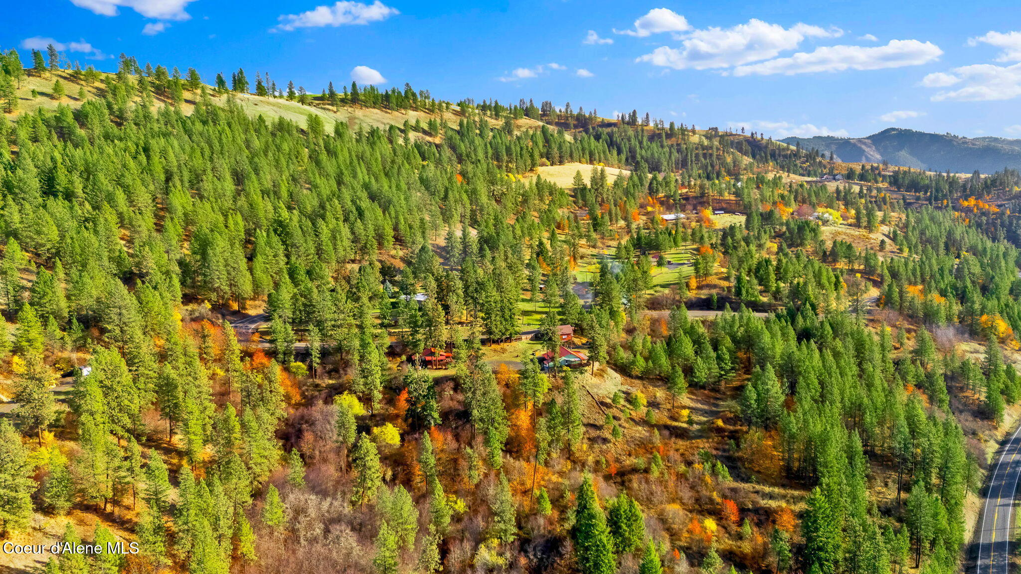 Orofino, Idaho, 83544, United States, 4 Bedrooms Bedrooms, ,Residential,For Sale,1991017