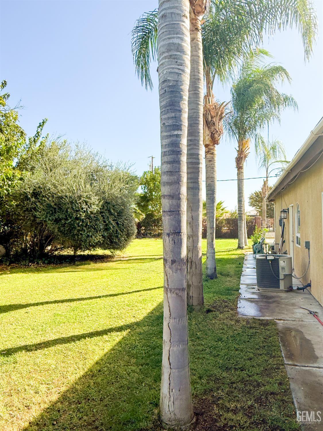 Bakersfield, California, 93314, United States, 3 Bedrooms Bedrooms, ,2 BathroomsBathrooms,Residential,For Sale,1966824