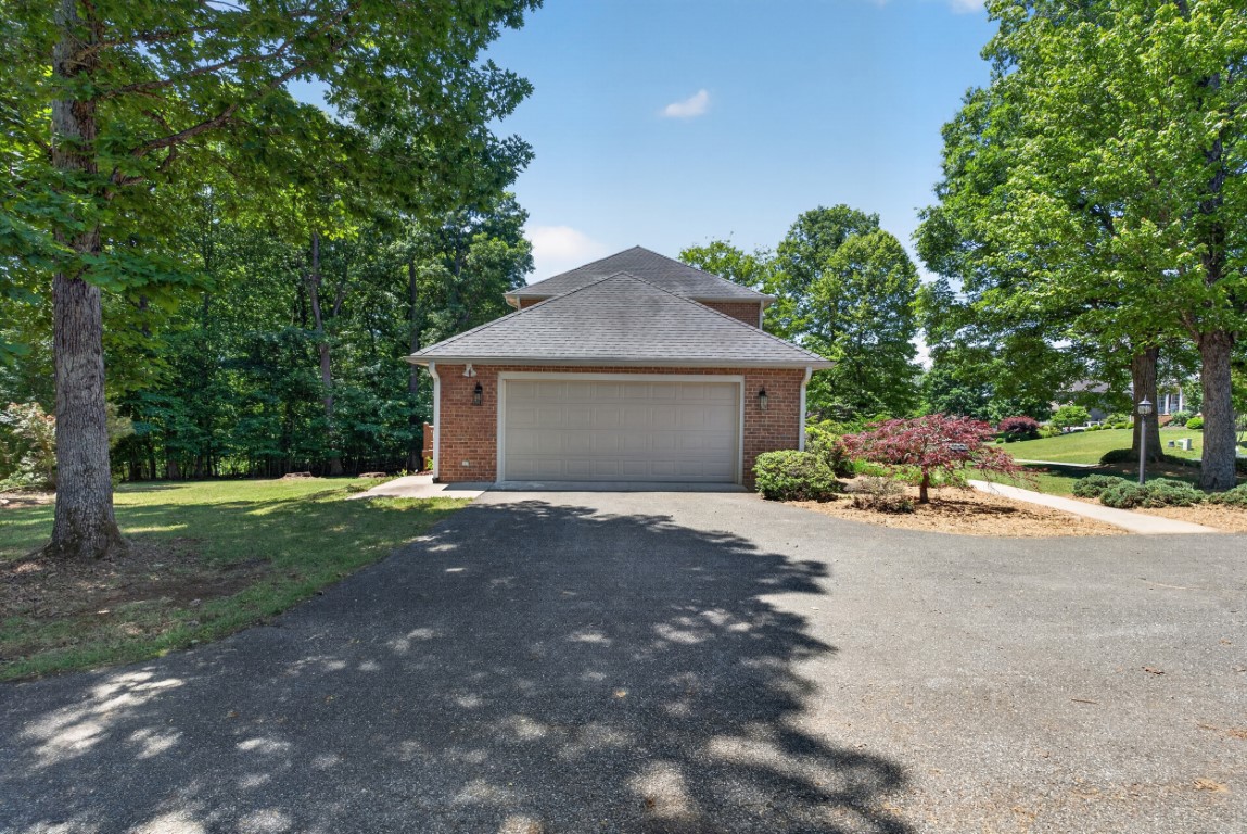 Forest, Virginia, 24551, United States, 4 Bedrooms Bedrooms, ,4 BathroomsBathrooms,Residential,For Sale,2048655