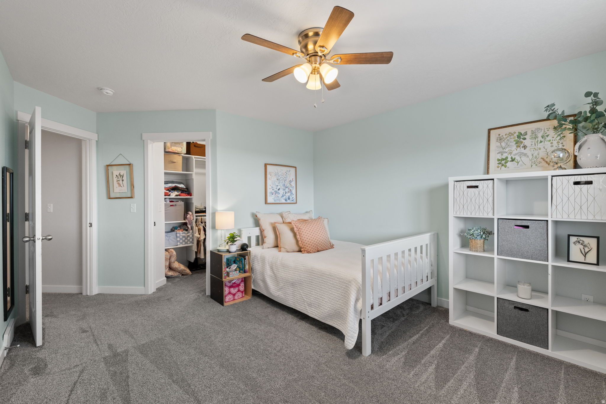 Eagle Mountain, Utah, 84005, United States, 5 Bedrooms Bedrooms, ,4 BathroomsBathrooms,Residential,For Sale,2003166