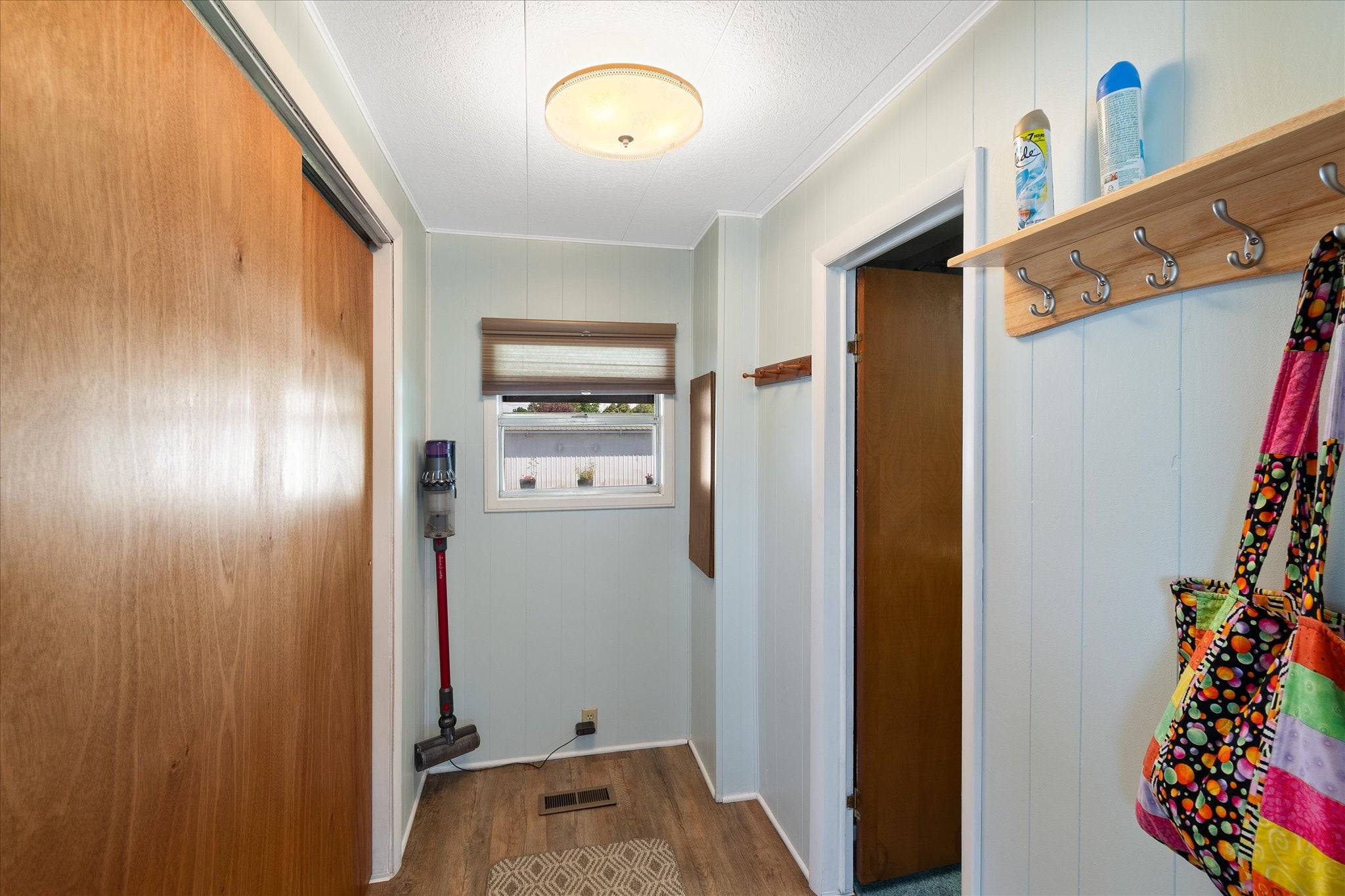 Helena, Montana, 59602, United States, 3 Bedrooms Bedrooms, ,2 BathroomsBathrooms,Residential,For Sale,1898450