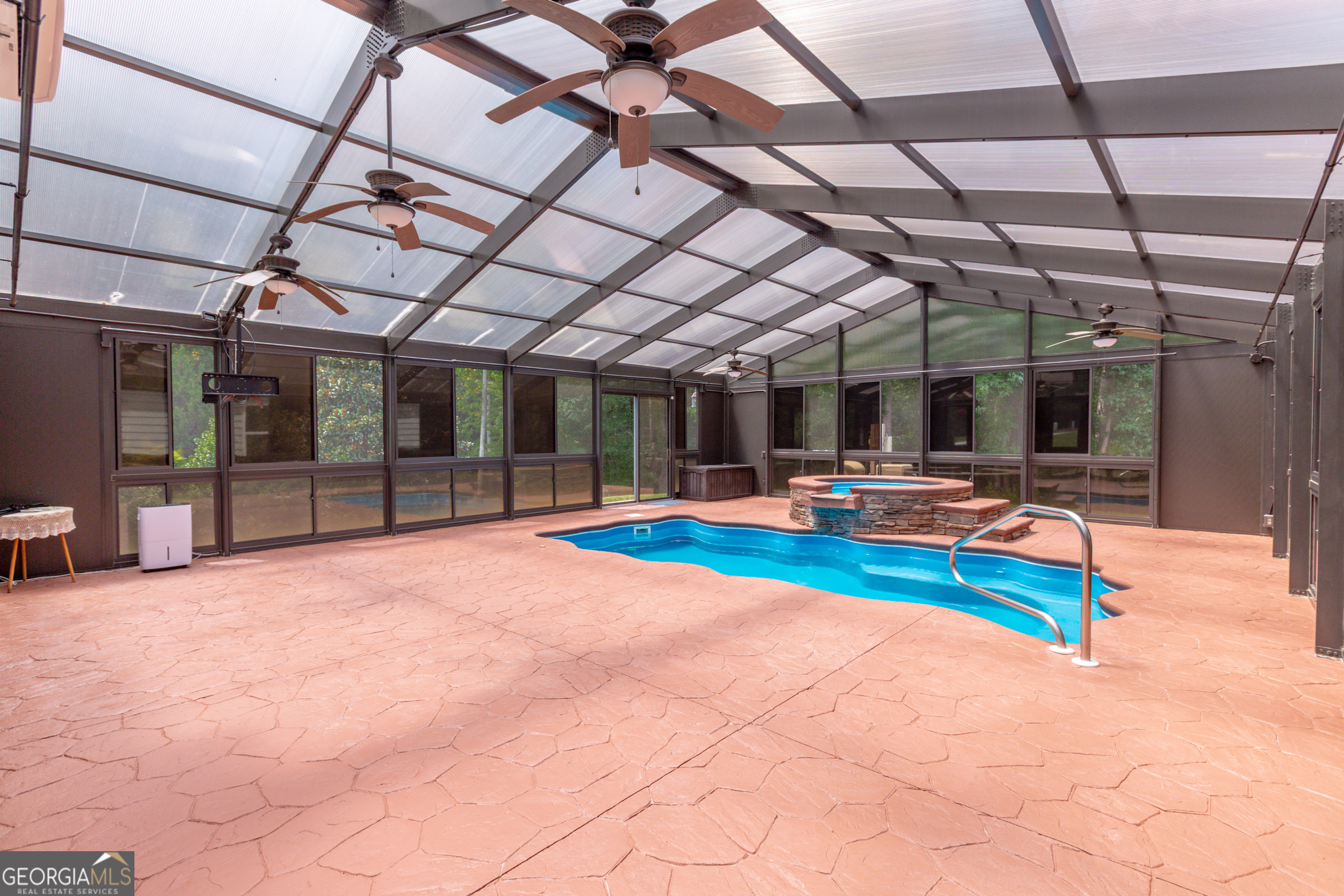 Senoia, Georgia, 30276, United States, 4 Bedrooms Bedrooms, ,3 BathroomsBathrooms,Residential,For Sale,1970203