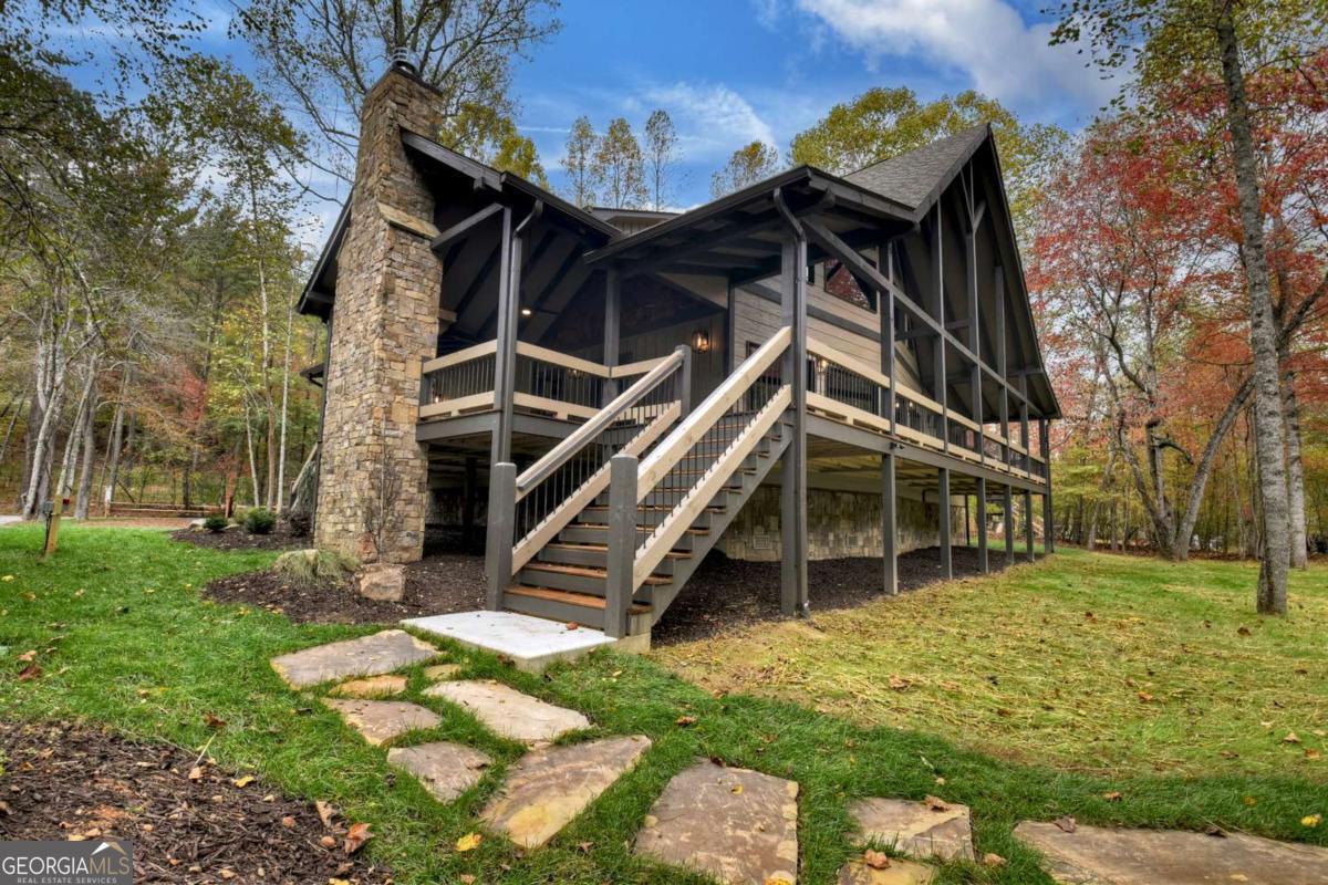 Mineral Bluff, Georgia, 30559, United States, 6 Bedrooms Bedrooms, ,3 BathroomsBathrooms,Residential,For Sale,1989738