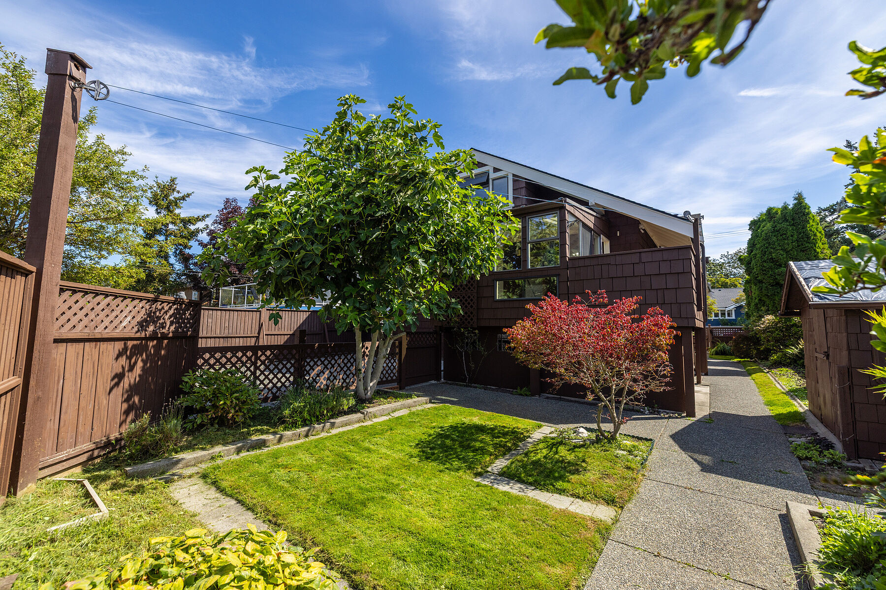  Beautiful Arts & Crafts Home - 物件實景