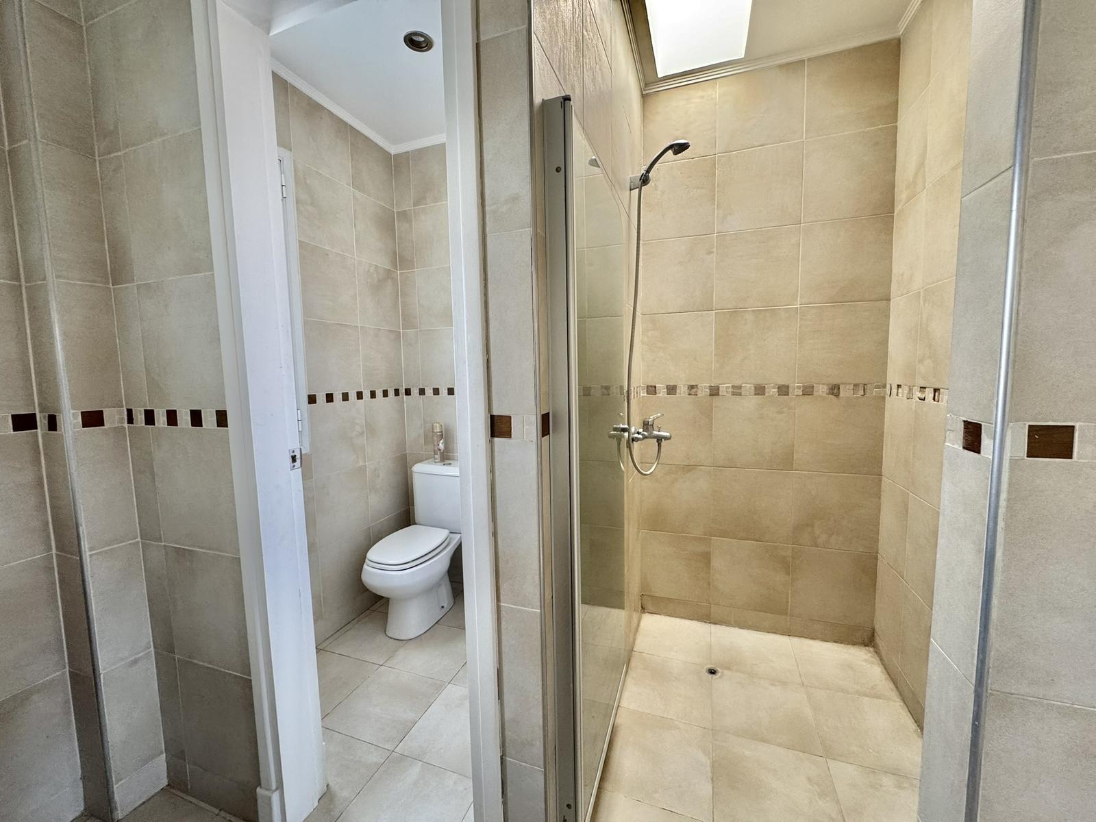 Godoy Cruz, AR-M, AR, 5 Bedrooms Bedrooms, ,4 BathroomsBathrooms,Residential,For Sale,1961859