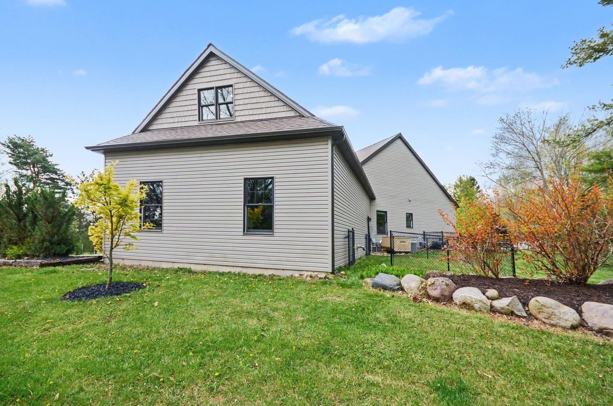 Dryden, Michigan, 48428, United States, 3 Bedrooms Bedrooms, ,3 BathroomsBathrooms,Residential,For Sale,2032032