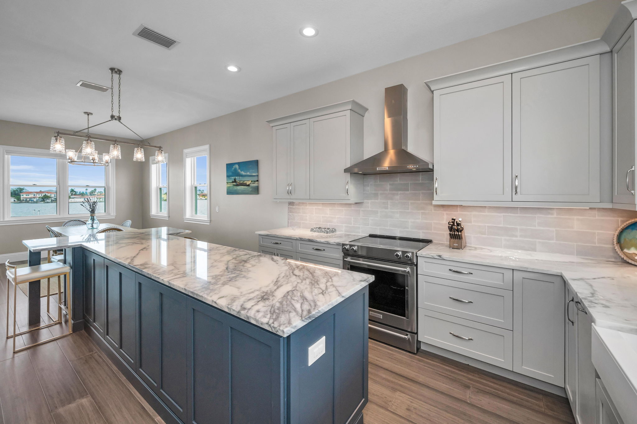 St Pete Beach, Florida, 33706, United States, 5 Bedrooms Bedrooms, ,4 BathroomsBathrooms,Residential,For Sale,1978824