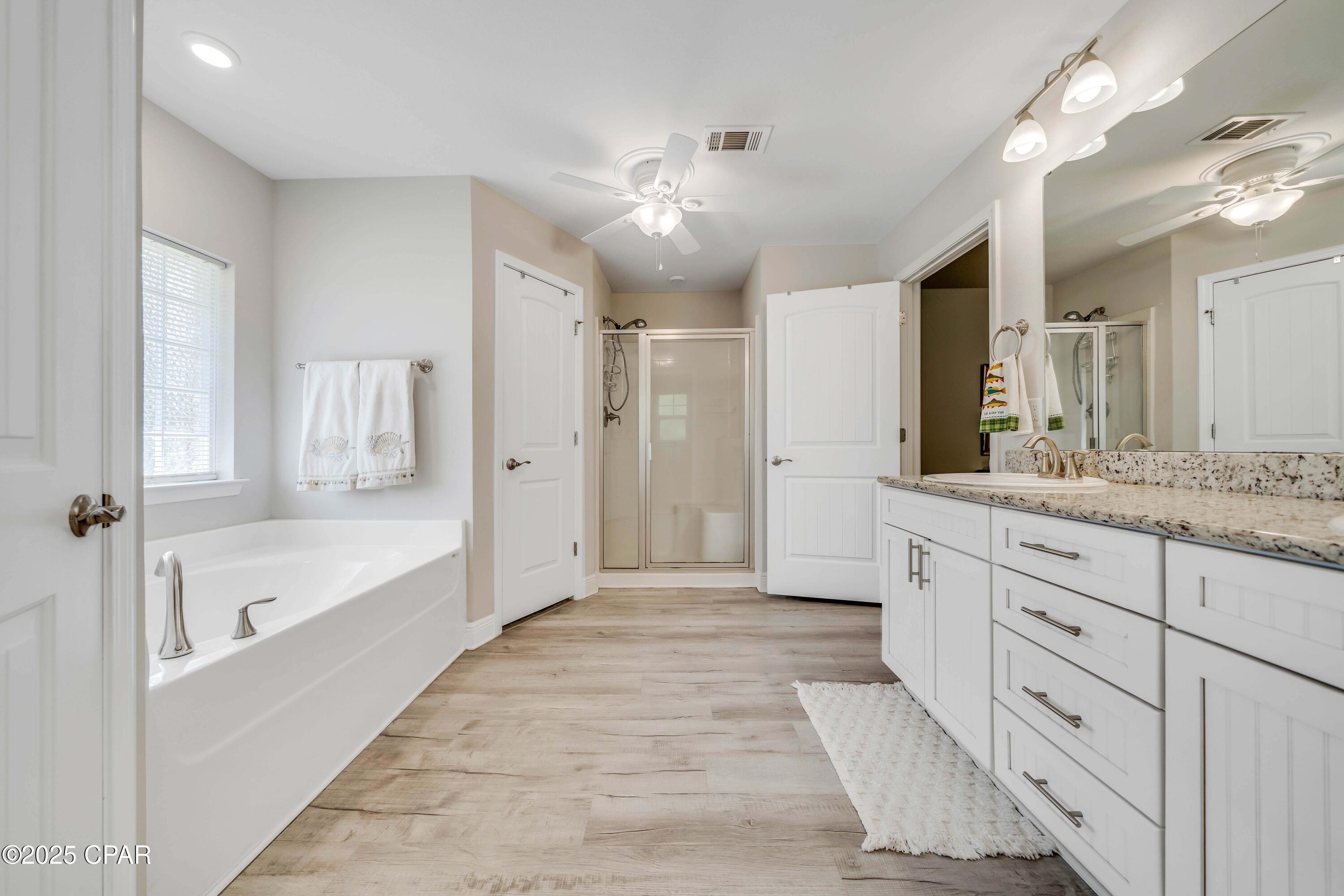 Panama City, Florida, 32409, United States, 4 Bedrooms Bedrooms, ,3 BathroomsBathrooms,Residential,For Sale,1947454