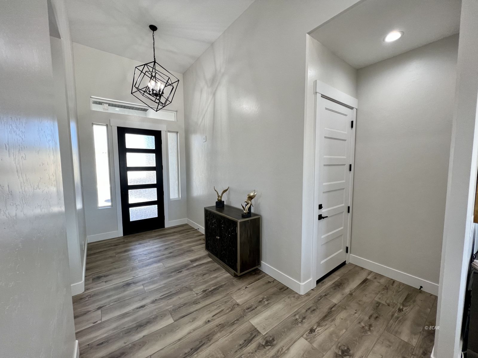 Elko, Nevada, 89801, United States, 3 Bedrooms Bedrooms, ,3 BathroomsBathrooms,Residential,For Sale,1776879
