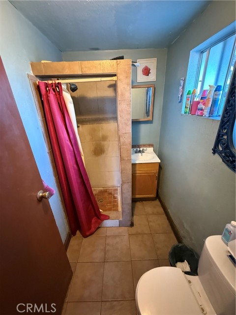 Los Angeles, California, 90023, United States, 2 Bedrooms Bedrooms, ,1 BathroomBathrooms,Residential,For Sale,1931664