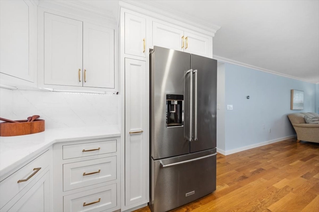 Quincy, Massachusetts, 02171, United States, 2 Bedrooms Bedrooms, ,2 BathroomsBathrooms,Residential,For Sale,1925406