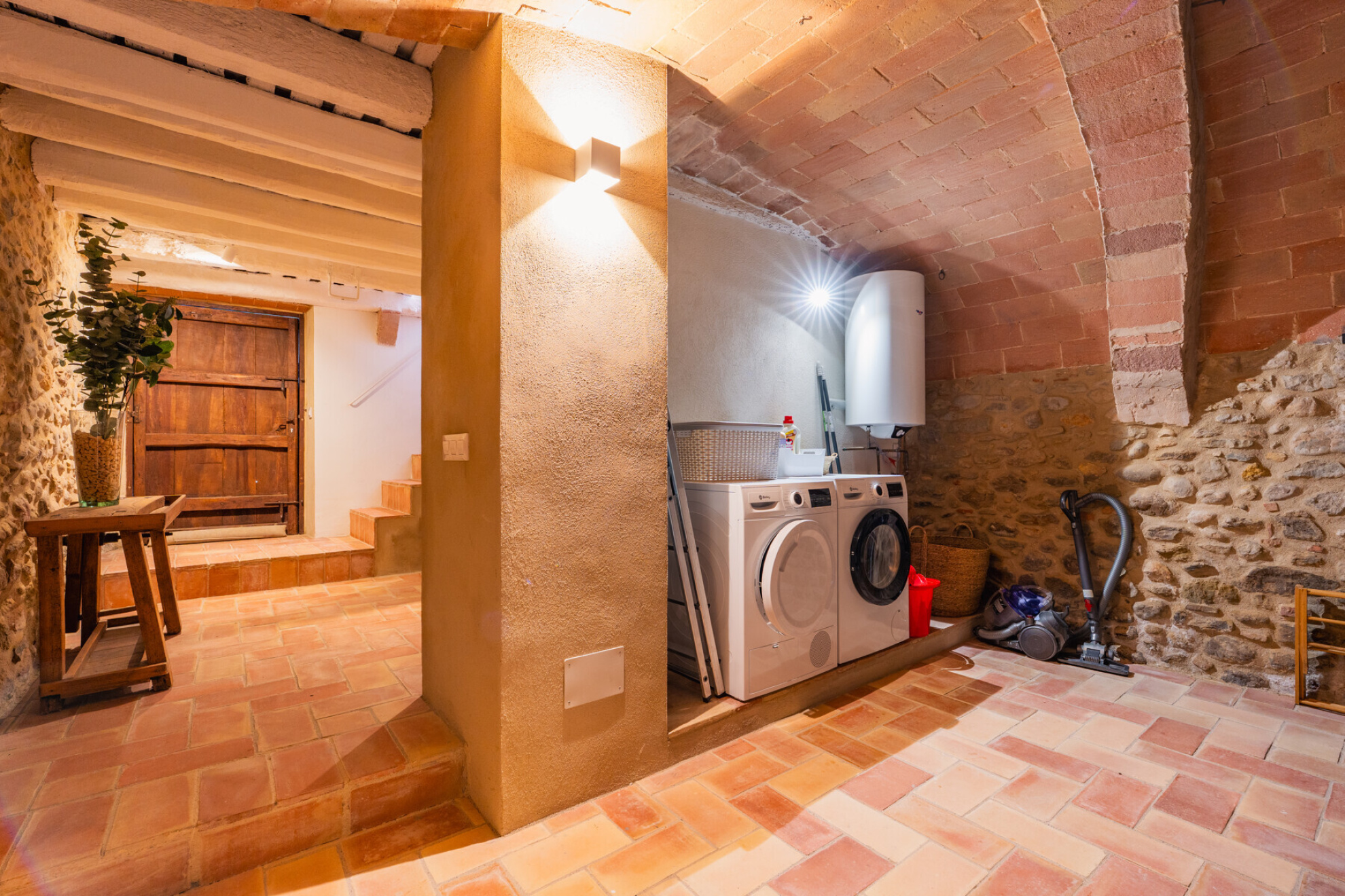  Extraordinary home in a unique enclave in Castell d