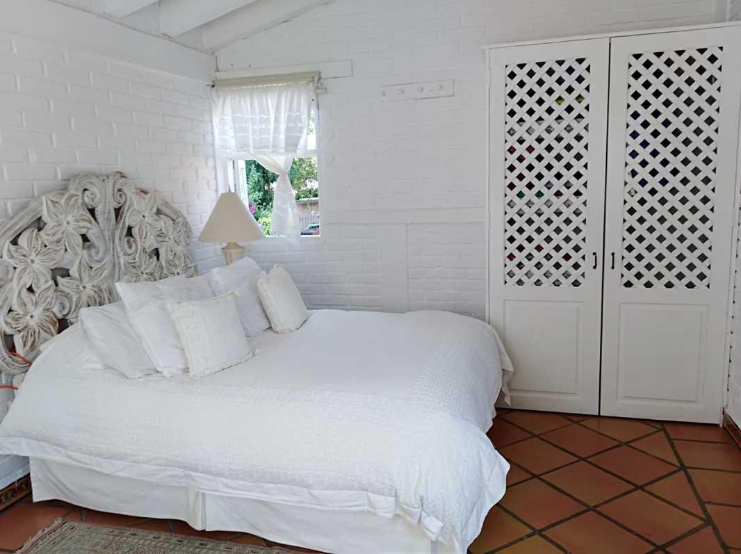 Valle de Bravo, Estado de México, 51200, Mexico, 6 Bedrooms Bedrooms, ,6 BathroomsBathrooms,Residential,For Sale,1721926
