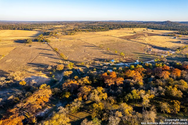 46 Fm 1621, Comfort, Texas, 78013, United States, 2 Bedrooms Bedrooms, ,1 BathroomBathrooms,Residential,For Sale,46 Fm 1621,1554770