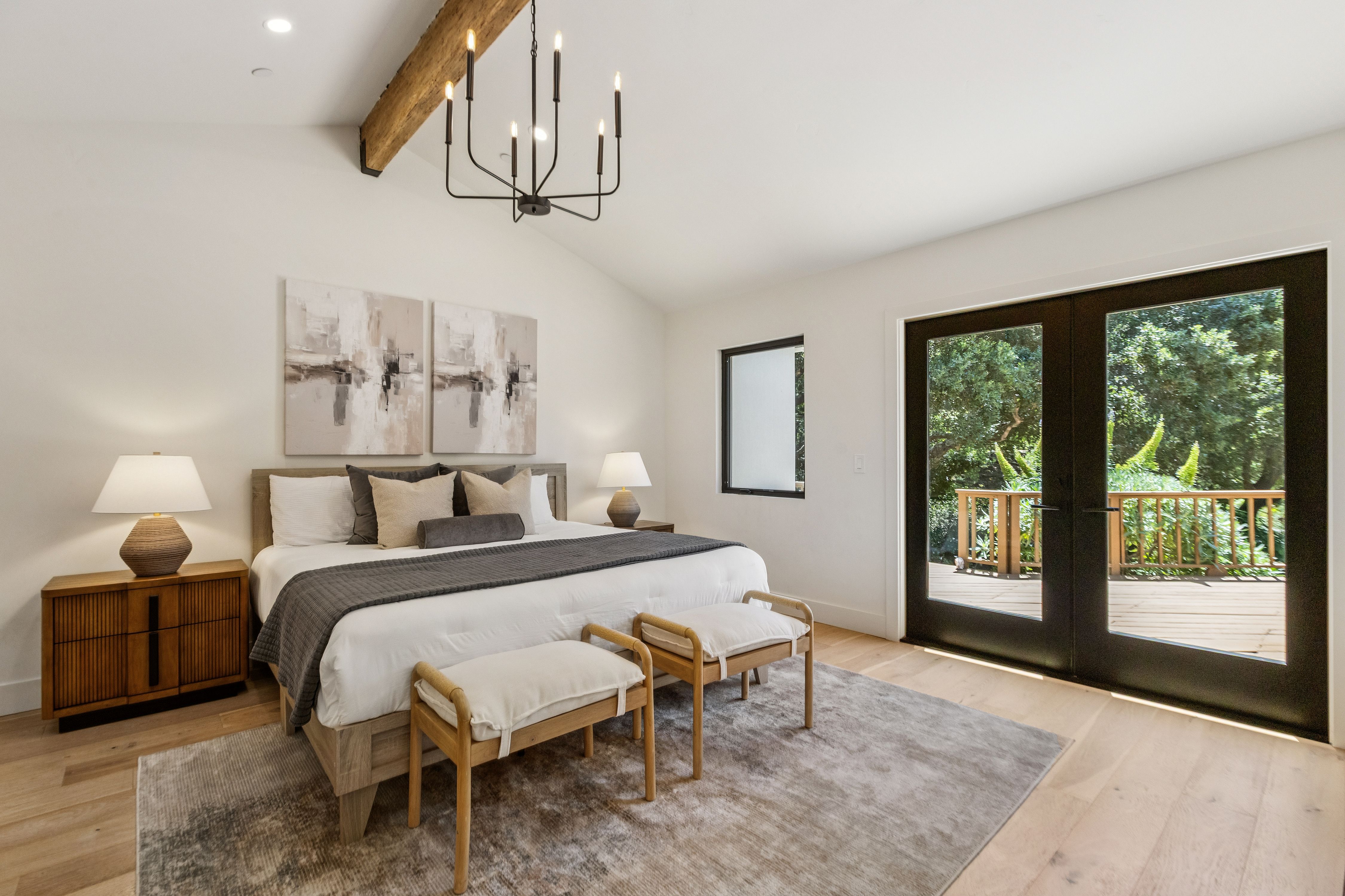  Private Gated Sanctuary With Expansive Outdoor Living - 物件實景