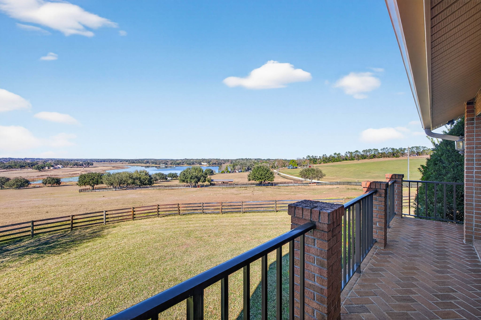 Dade City, Florida, 33525, United States, 4 Bedrooms Bedrooms, ,4 BathroomsBathrooms,Residential,For Sale,2012109