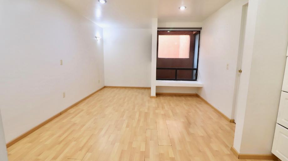 Morelia, Michoacán de Ocampo, 58090, Mexico, 6 Bedrooms Bedrooms, ,5 BathroomsBathrooms,Residential,For Sale,1917745