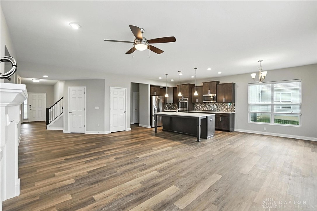 Xenia, Ohio, 45385, United States, 4 Bedrooms Bedrooms, ,4 BathroomsBathrooms,Residential,For Sale,1907224