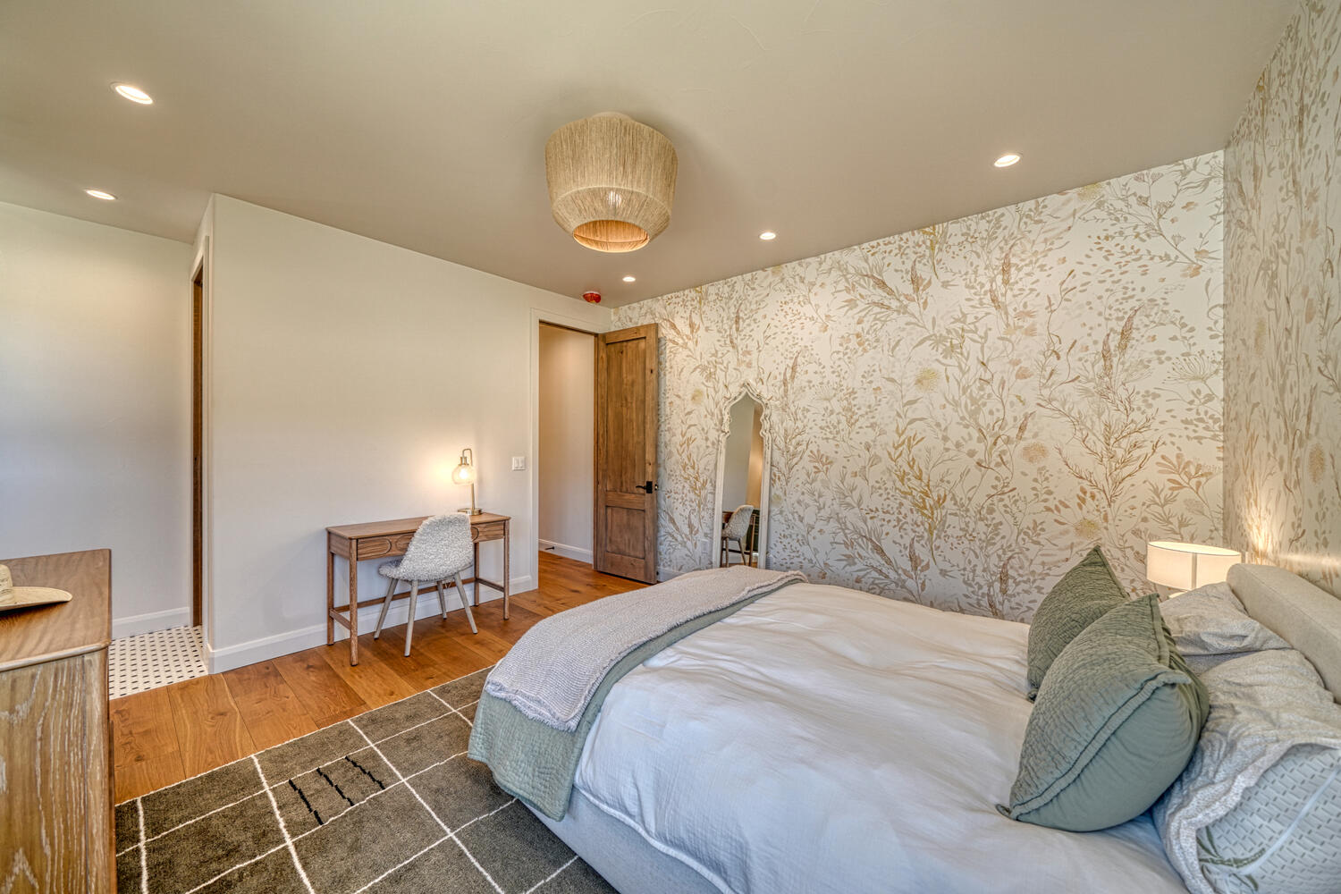 Cotopaxi, Colorado, 81223, United States, 6 Bedrooms Bedrooms, ,3 BathroomsBathrooms,Residential,For Sale,1973749