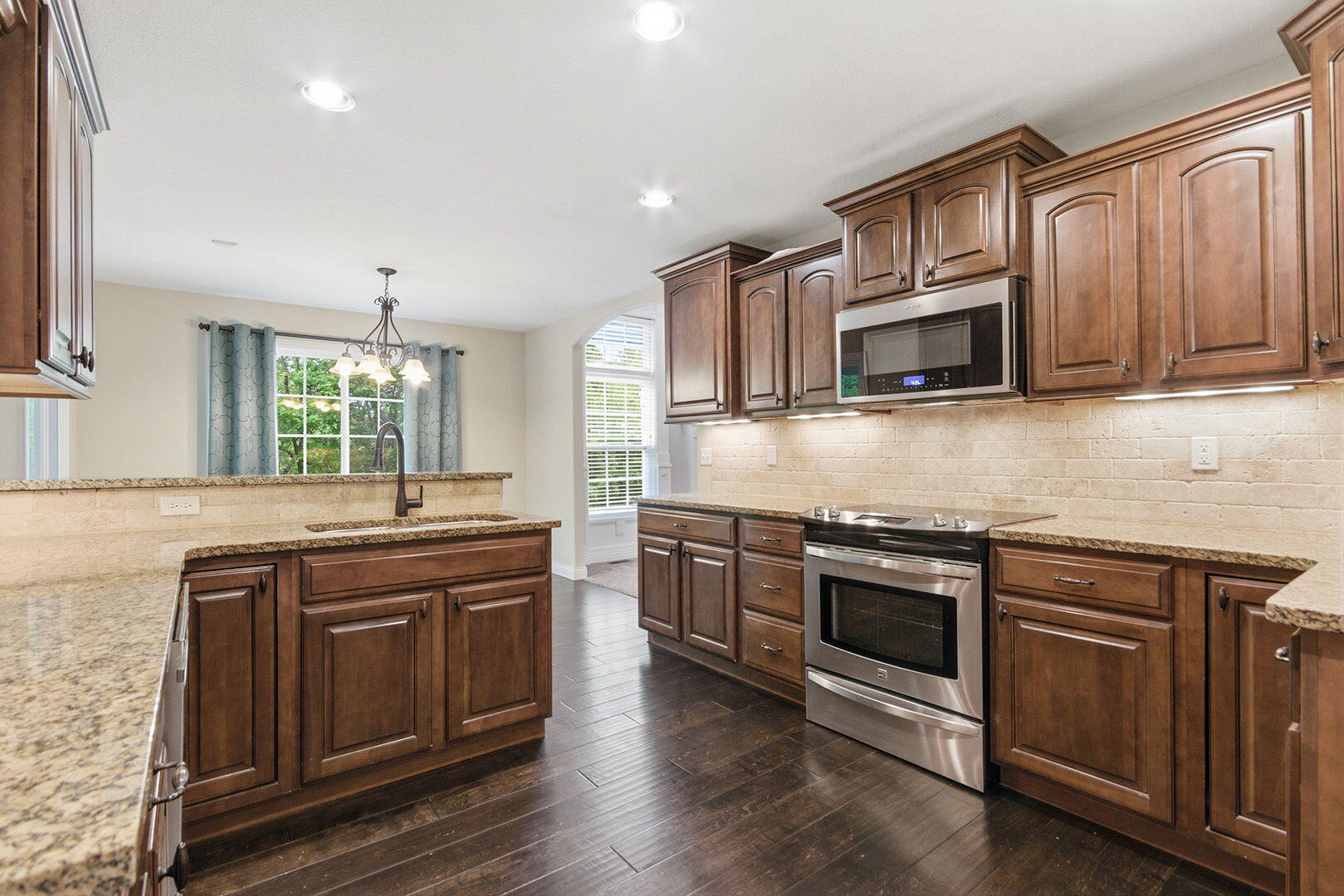COLUMBIA, Missouri, 65203, United States, 5 Bedrooms Bedrooms, ,3 BathroomsBathrooms,Residential,For Sale,2023724