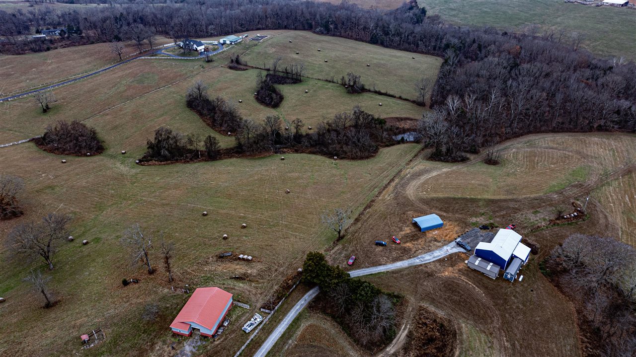 Scottsville, Kentucky, 42164, United States, 4 Bedrooms Bedrooms, ,4 BathroomsBathrooms,Residential,For Sale,2001662