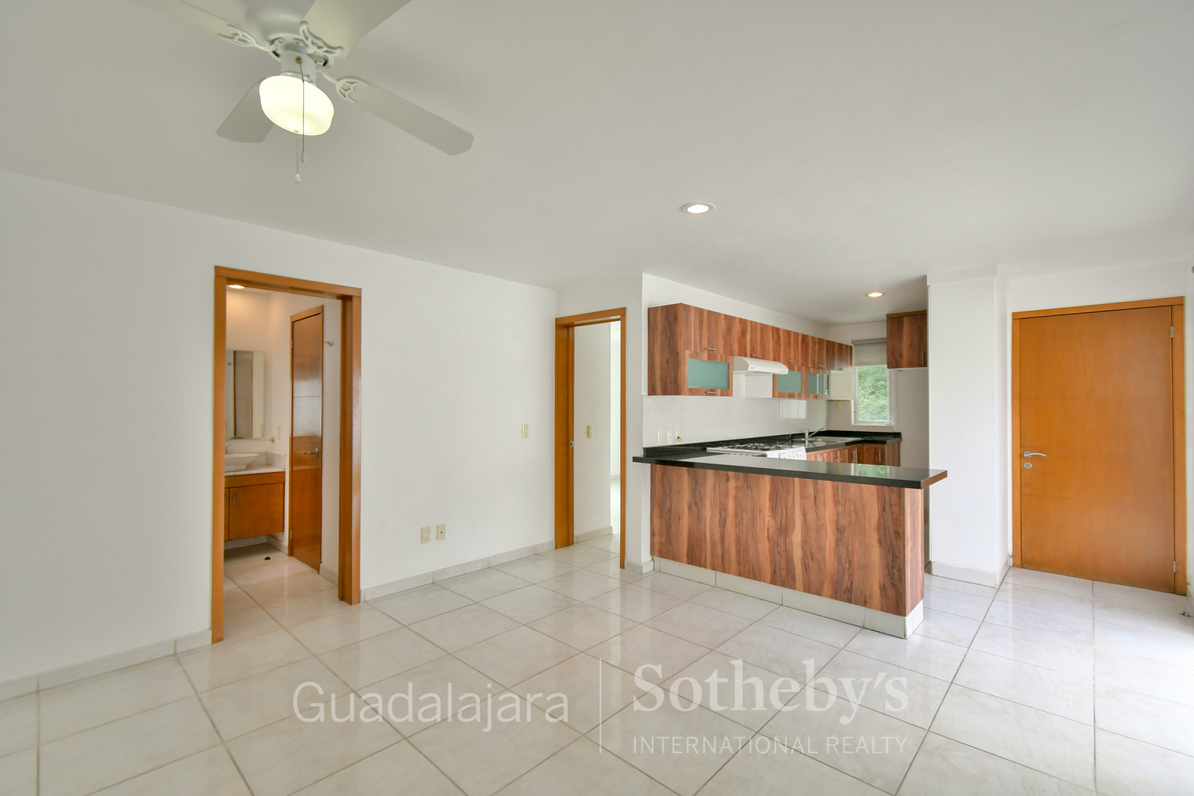  Casa duplex en condominio Puerta del Valle en venta - 物件實景
