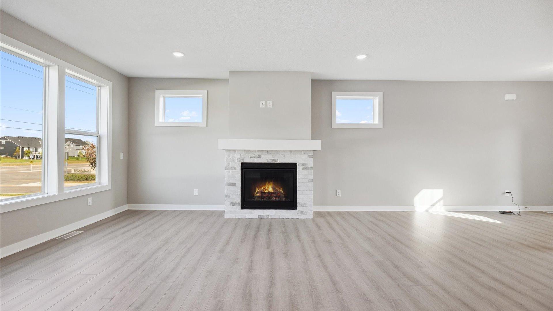 Woodbury, Minnesota, 55129, United States, 4 Bedrooms Bedrooms, ,2 BathroomsBathrooms,Residential,For Sale,1736697