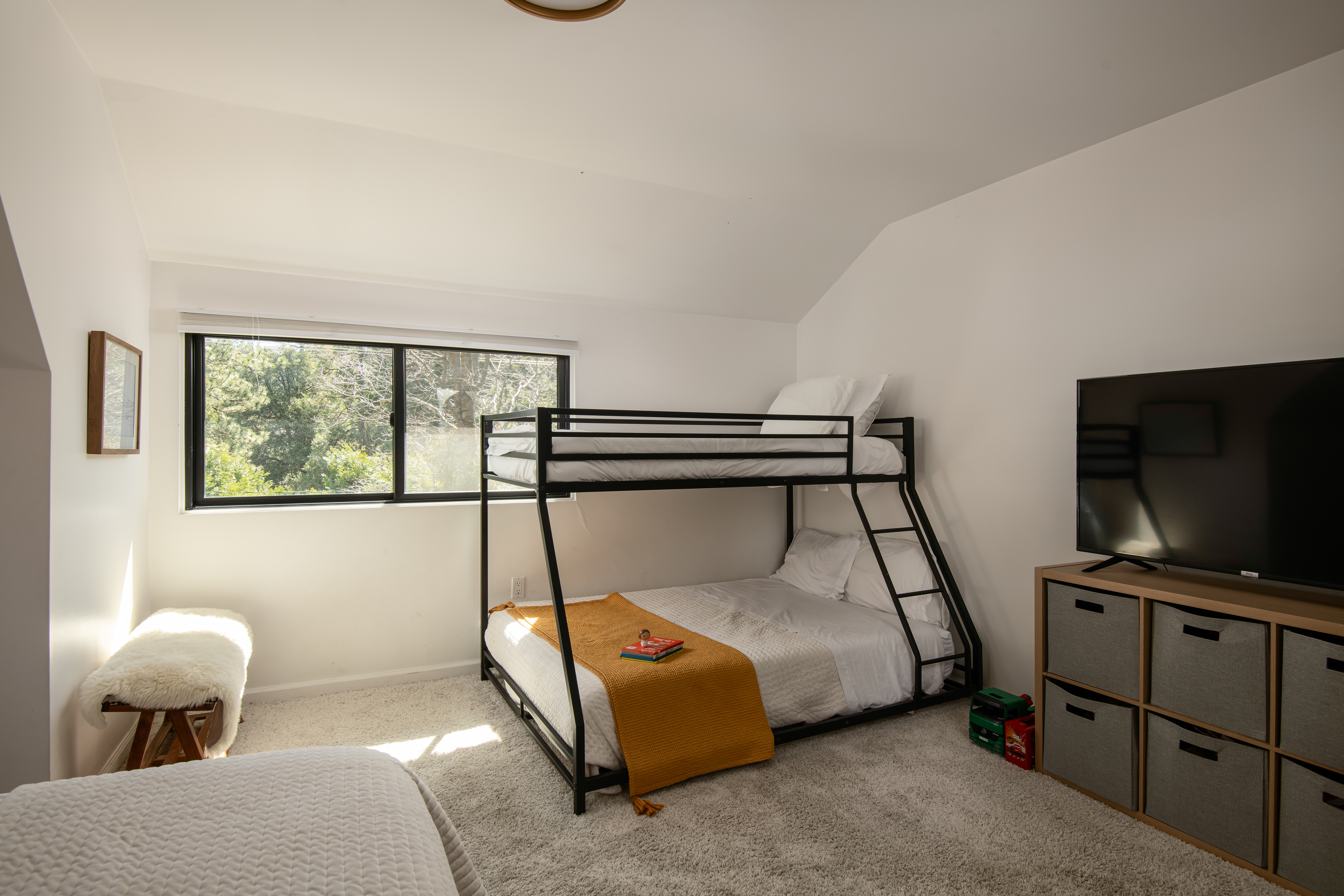  28989 Palisades Drive, Lake Arrowhead, CA 92352 - 物件實景
