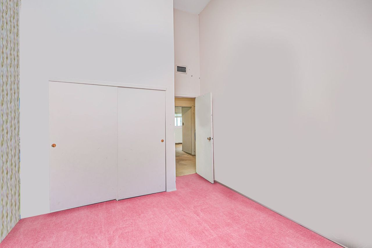 Staten Island, New York, 10312, United States, 4 Bedrooms Bedrooms, ,3 BathroomsBathrooms,Residential,For Sale,1980326