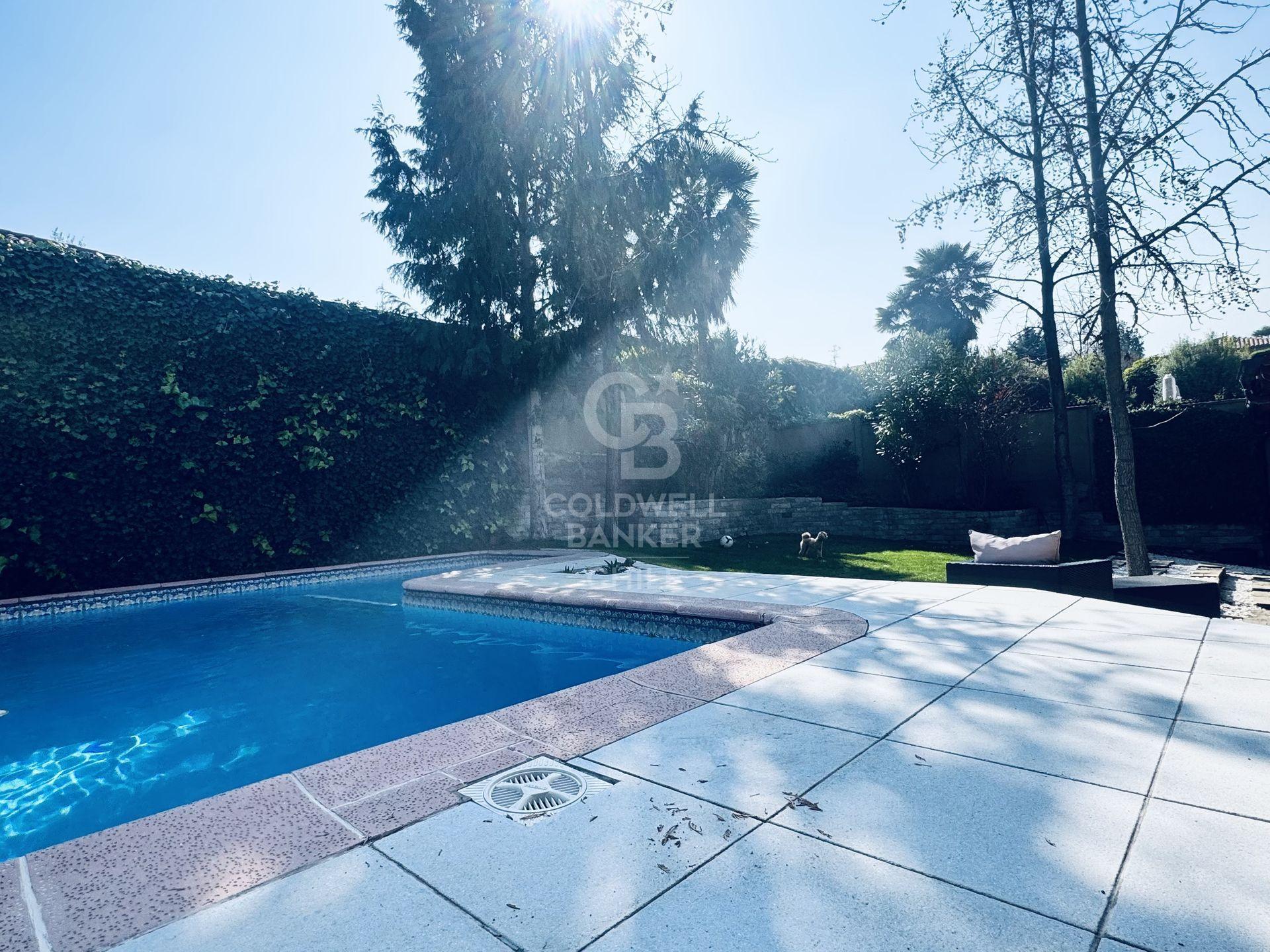 Lo Barnechea, Chile, 6 Bedrooms Bedrooms, ,4 BathroomsBathrooms,Residential,For Sale,1948089
