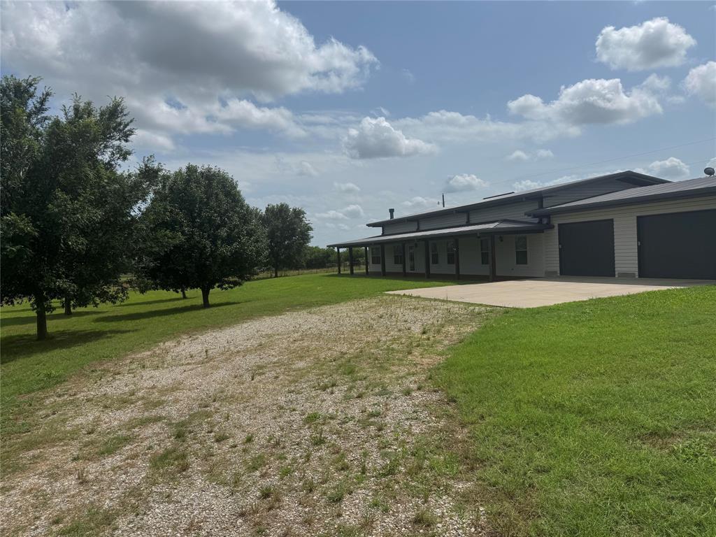 Bonham, Texas, 75418, United States, 3 Bedrooms Bedrooms, ,2 BathroomsBathrooms,Residential,For Sale,1691474