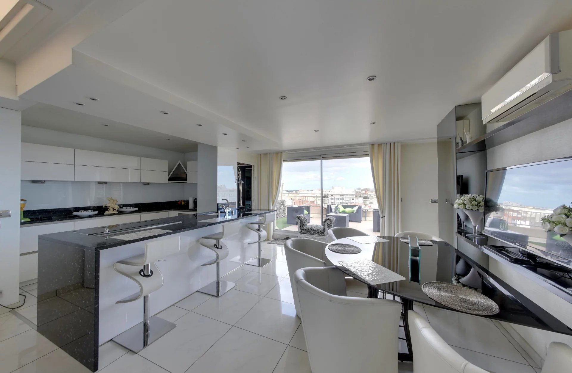 Perpignan, Occitanie, 66000, FR, 3 Bedrooms Bedrooms, ,1 BathroomBathrooms,Residential,For Sale,1442516