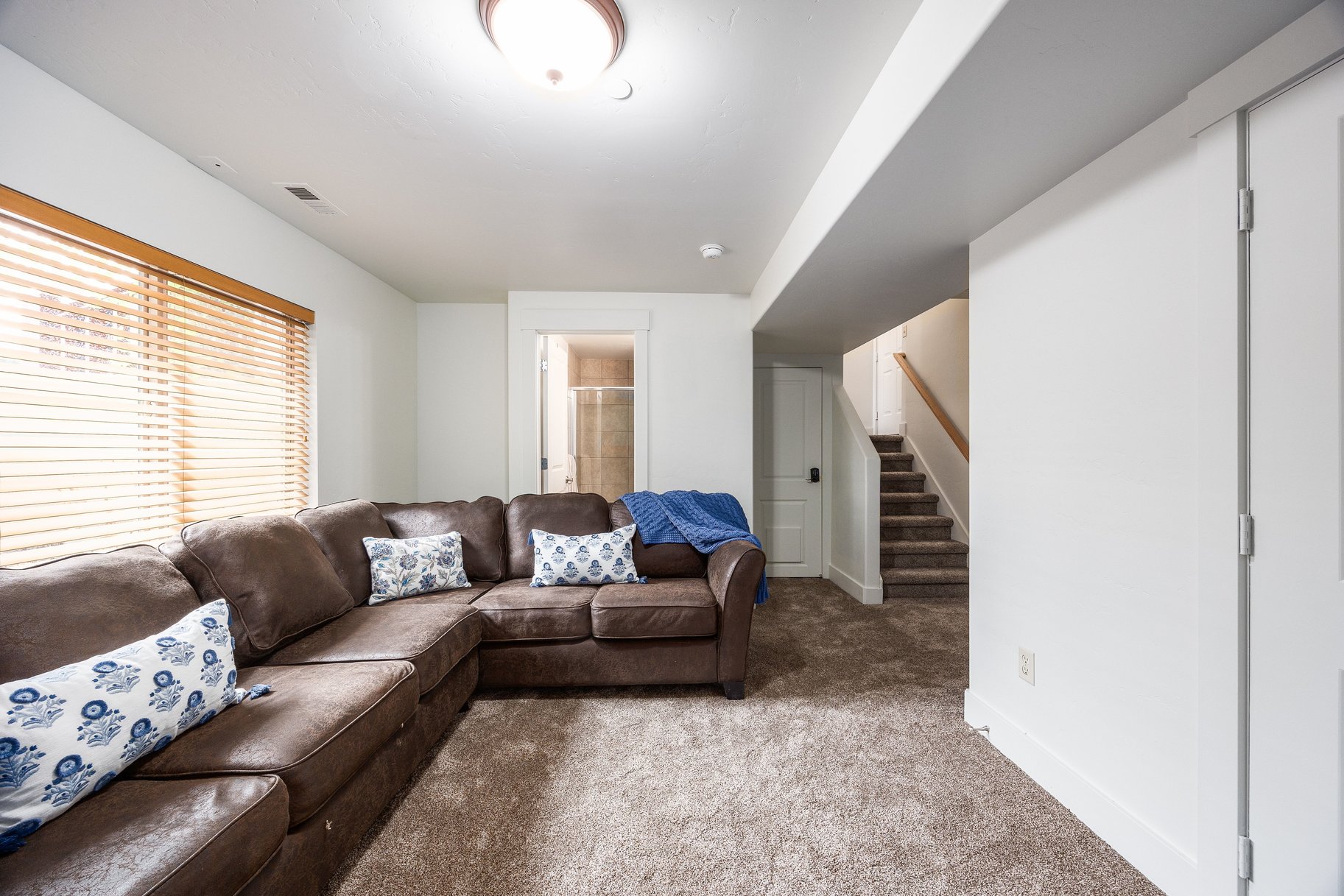  4-bedroom townhome in the Highly Desired Bear Hollow Community - 物件實景