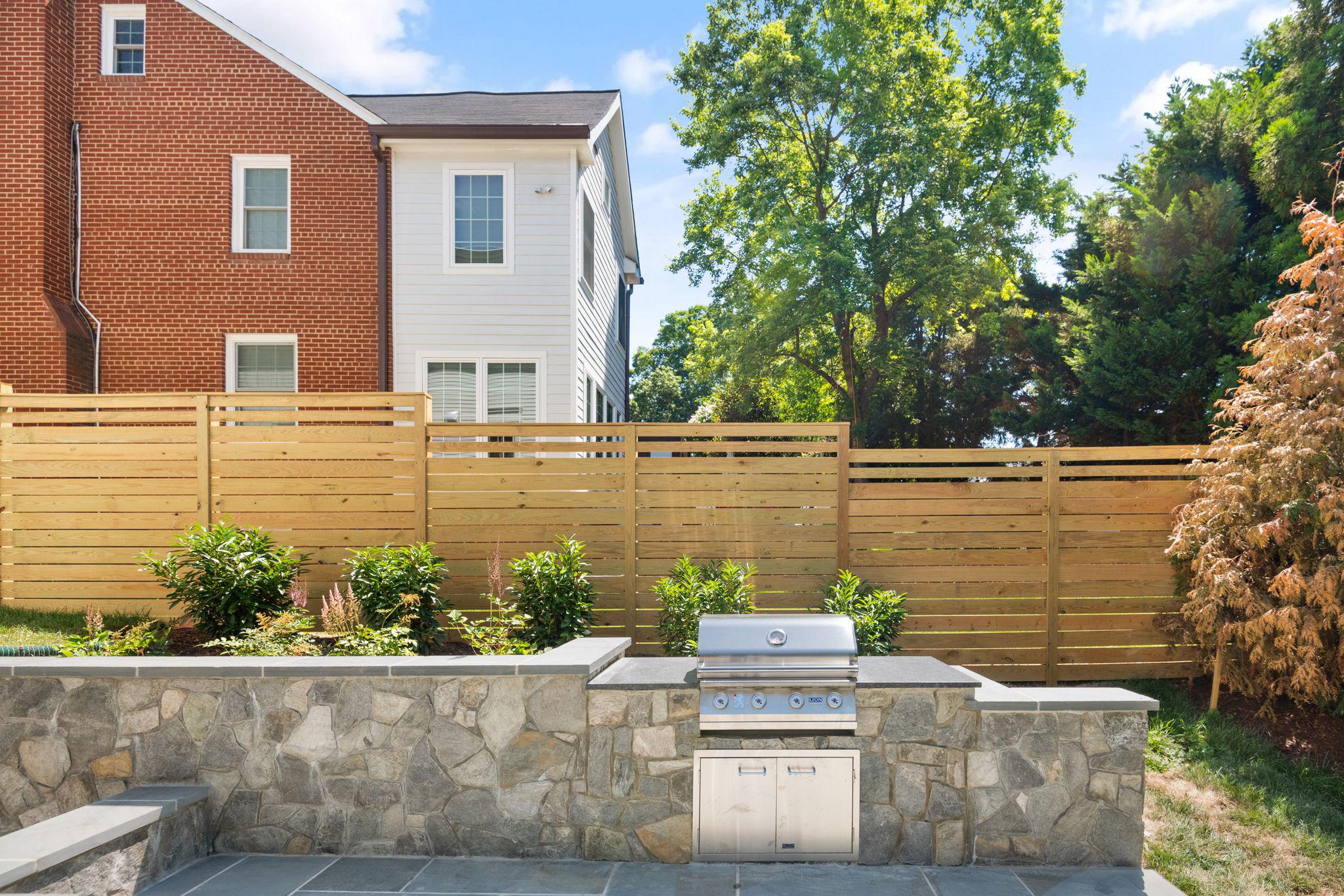  5022 Cathedral Avenue NW, Washington, DC, 20016 - 物件實景