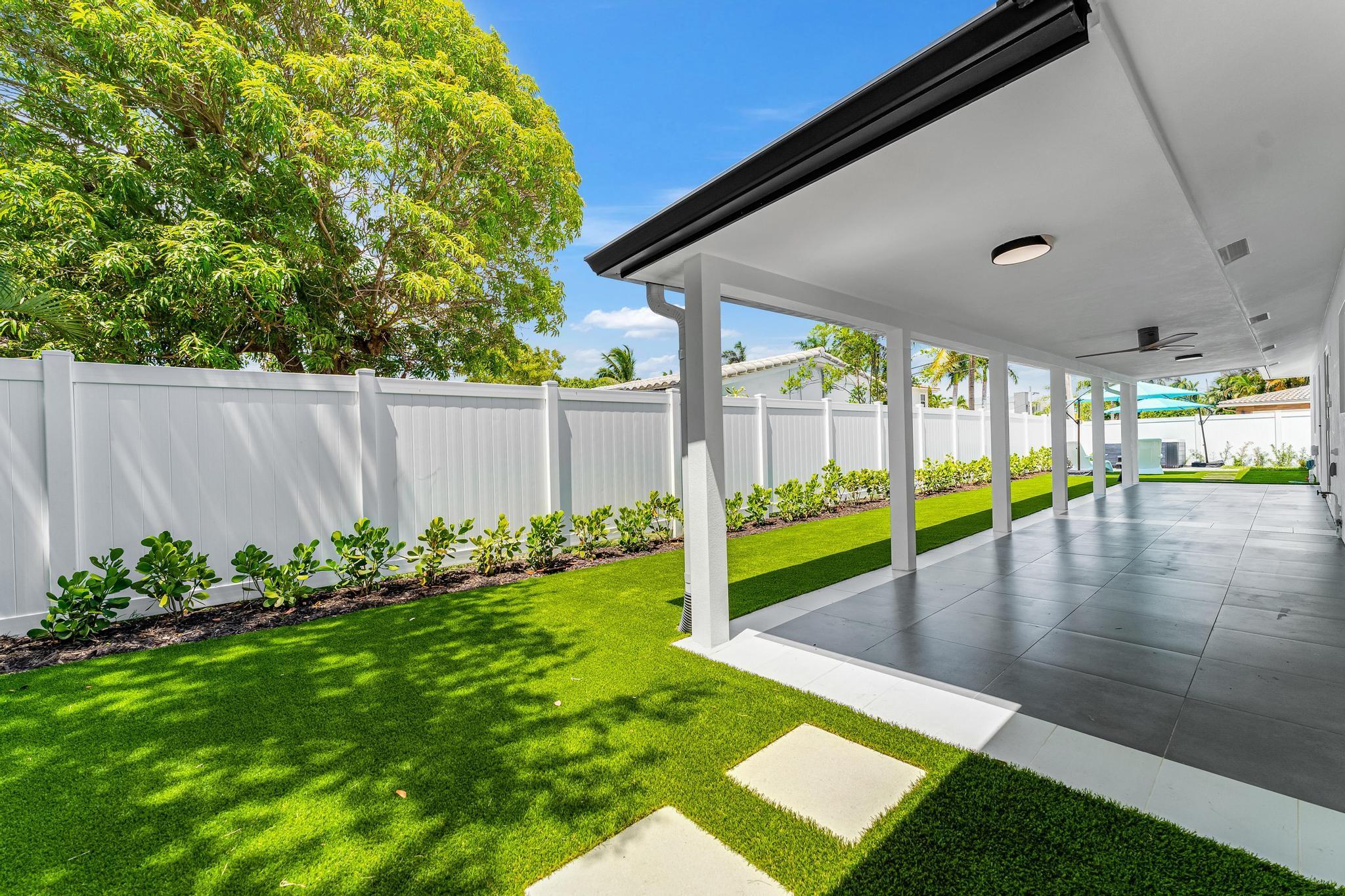 Boca Raton, Florida, 33487, United States, 3 Bedrooms Bedrooms, ,2 BathroomsBathrooms,Residential,For Sale,1904233