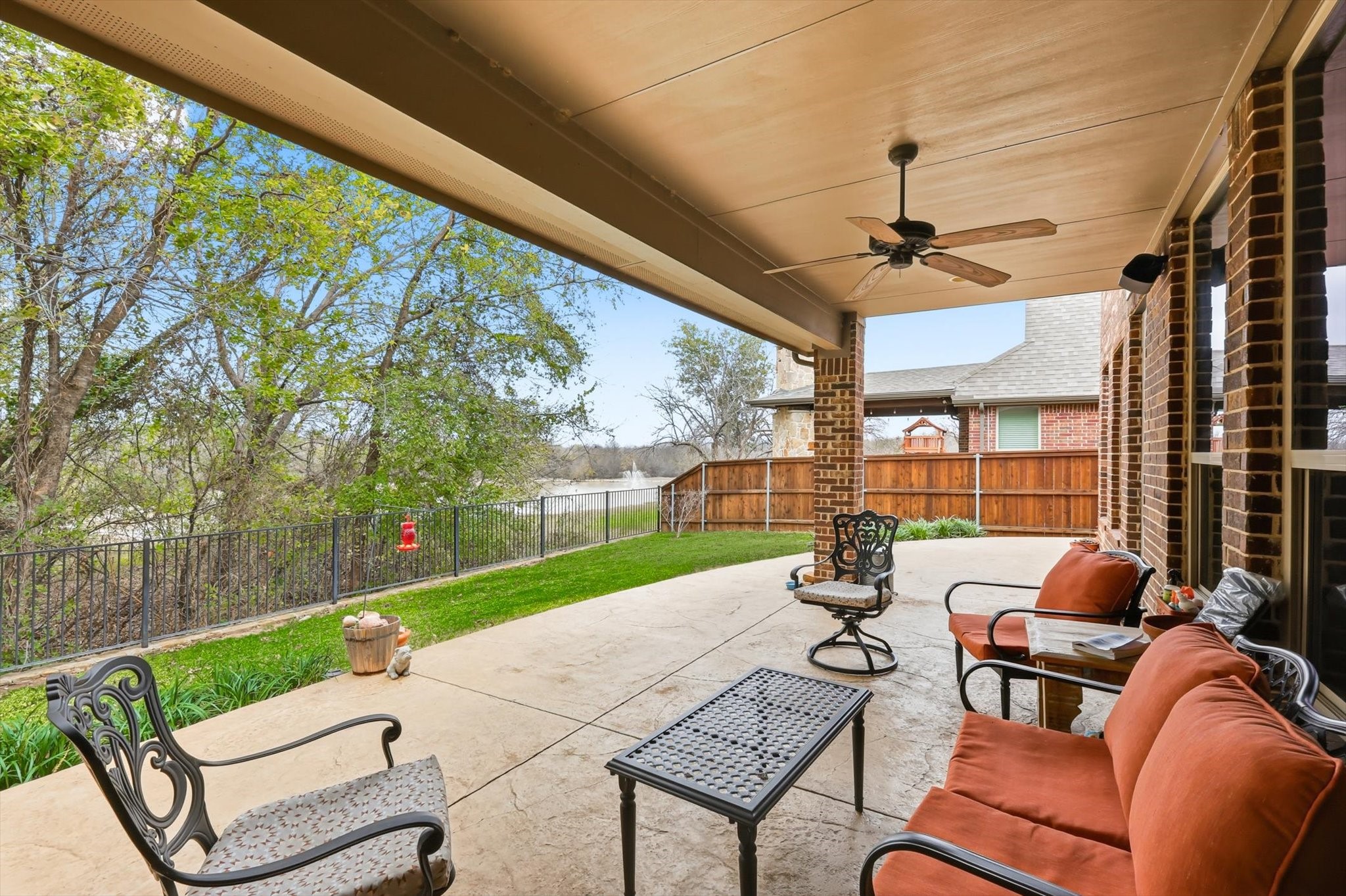 Trophy Club, Texas, 76262, United States, 4 Bedrooms Bedrooms, ,4 BathroomsBathrooms,Residential,For Sale,2002988