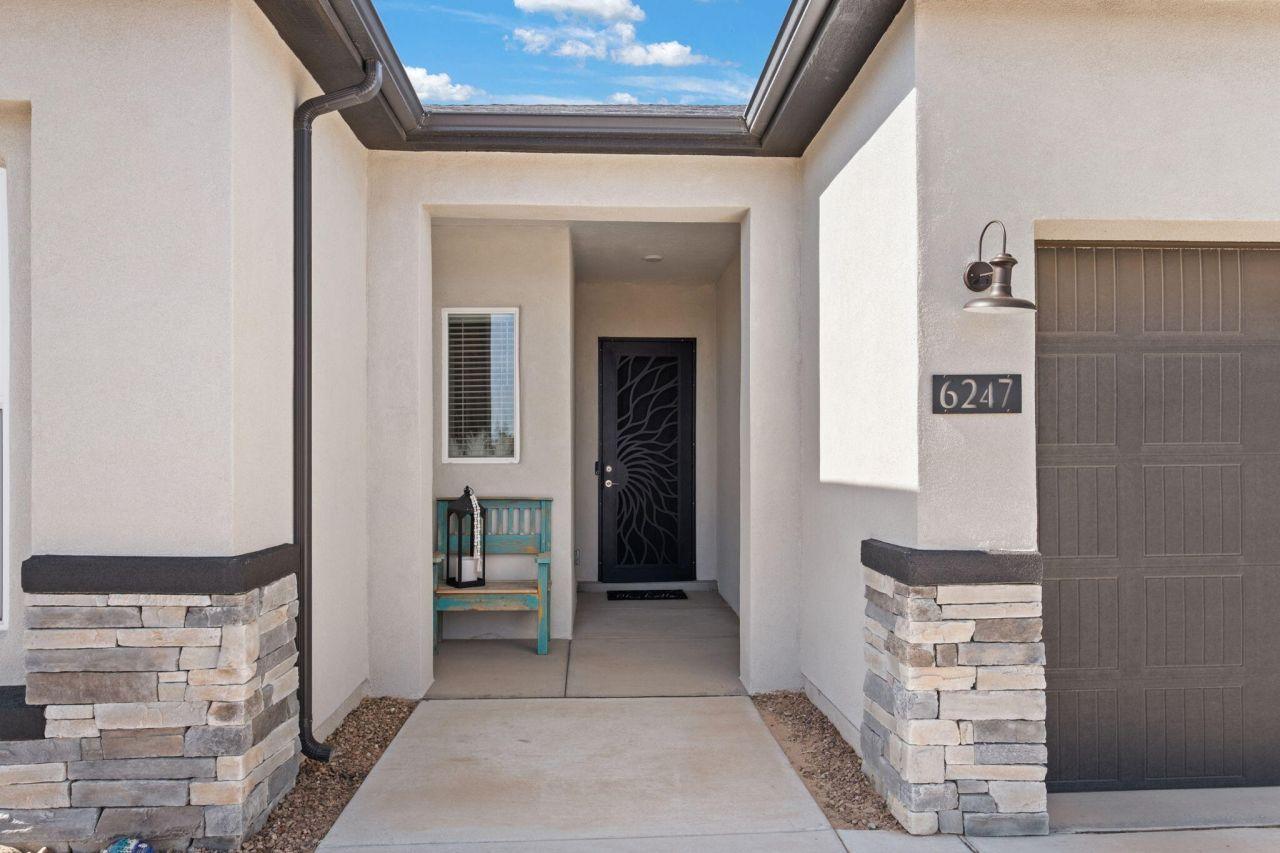 Rio Rancho, New Mexico, 87144, United States, 4 Bedrooms Bedrooms, ,3 BathroomsBathrooms,Residential,For Sale,1868478