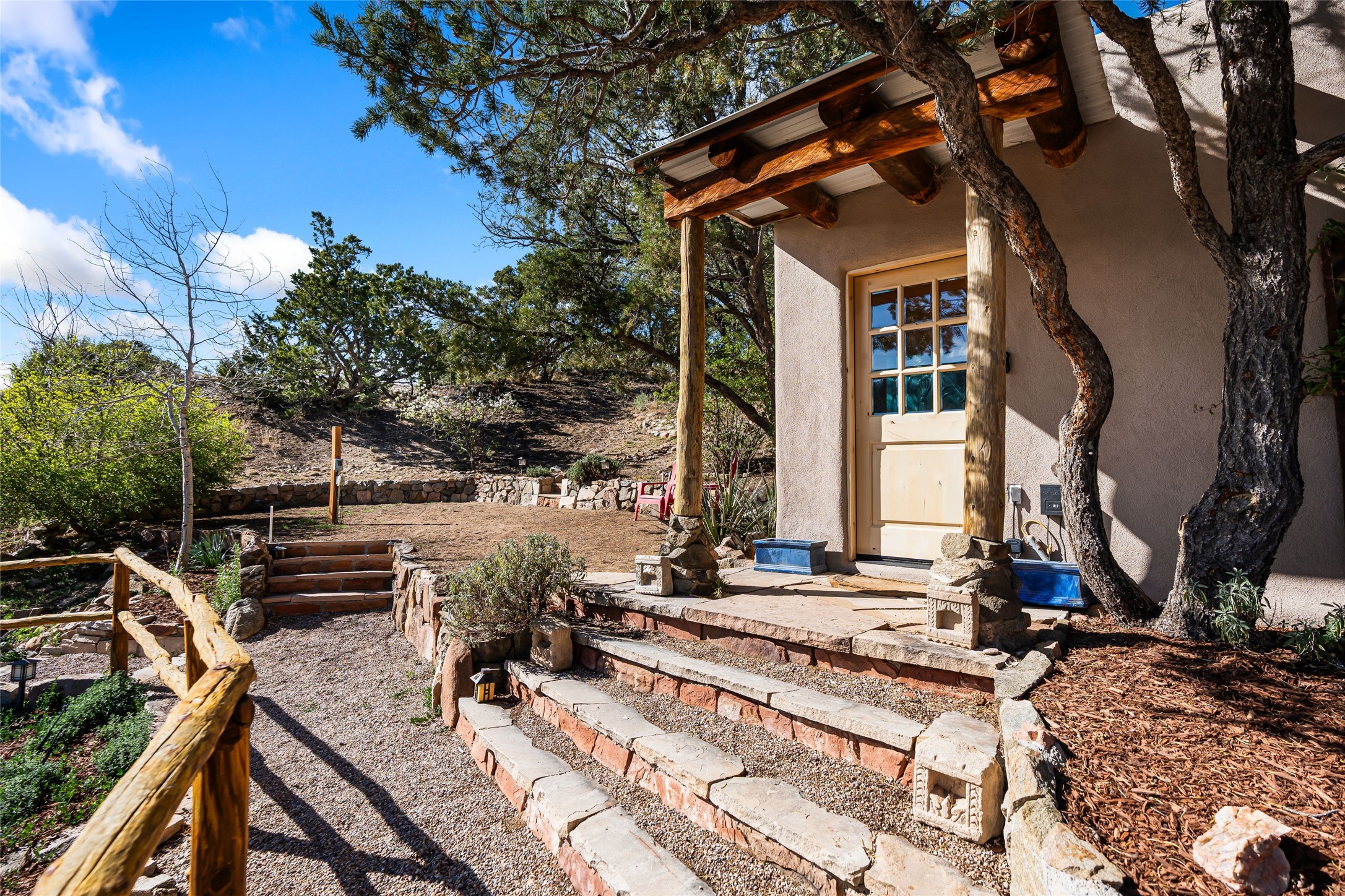  7641 Old Santa Fe Trail - 物件實景