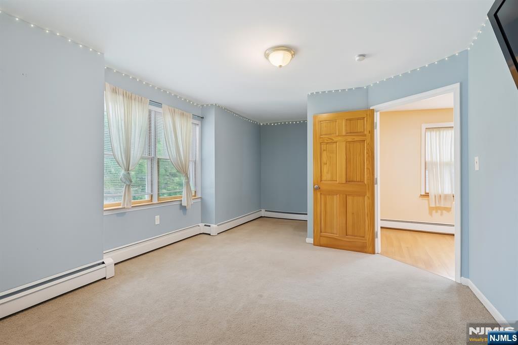 Hillsdale, New Jersey, 07642, United States, 5 Bedrooms Bedrooms, ,3 BathroomsBathrooms,Residential,For Sale,1885332