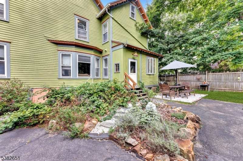 Califon Boro, New Jersey, 07830, United States, 3 Bedrooms Bedrooms, ,2 BathroomsBathrooms,Residential,For Sale,1958748