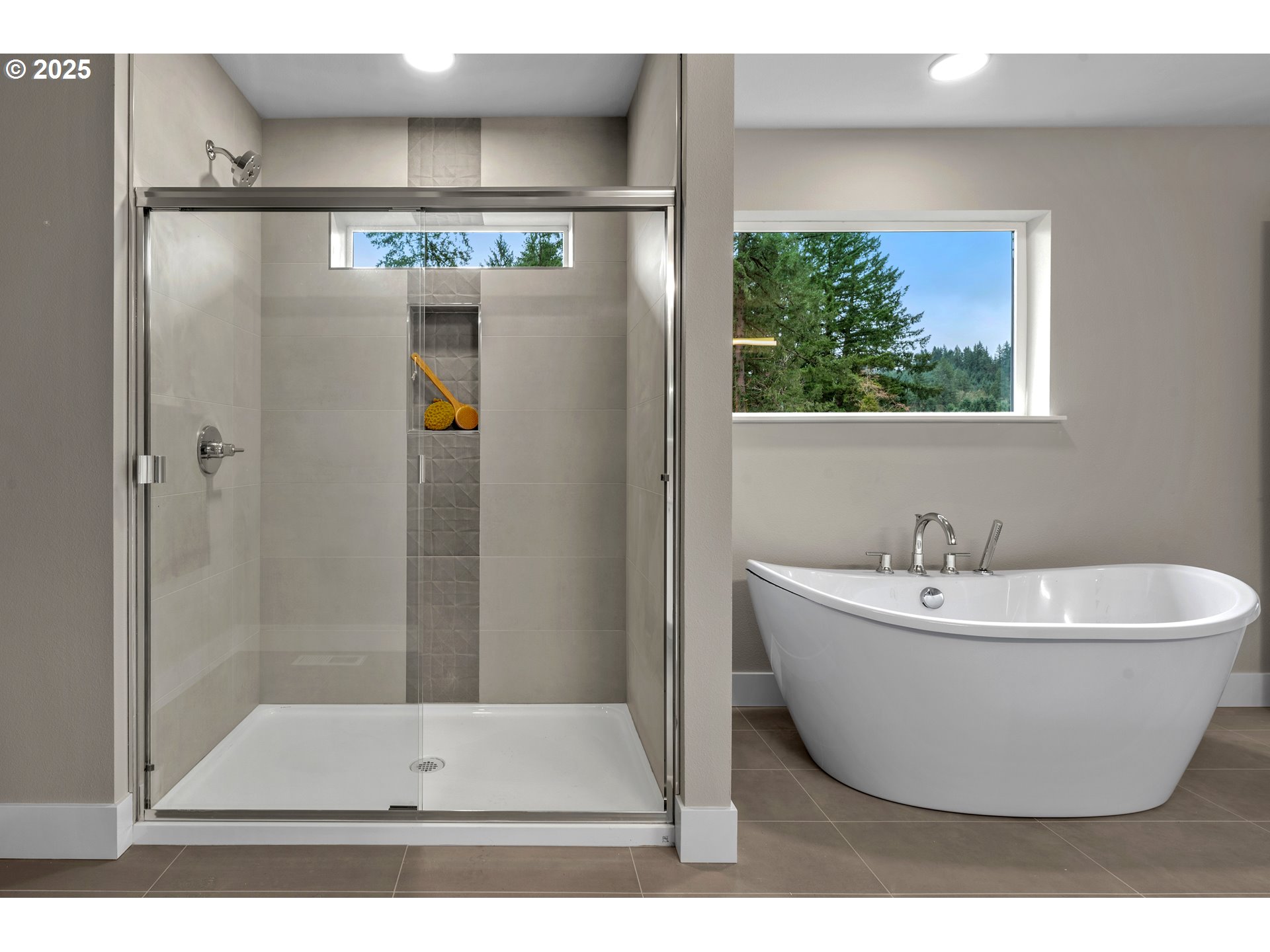 Sherwood, Oregon, 97140, United States, 4 Bedrooms Bedrooms, ,3 BathroomsBathrooms,Residential,For Sale,1794197