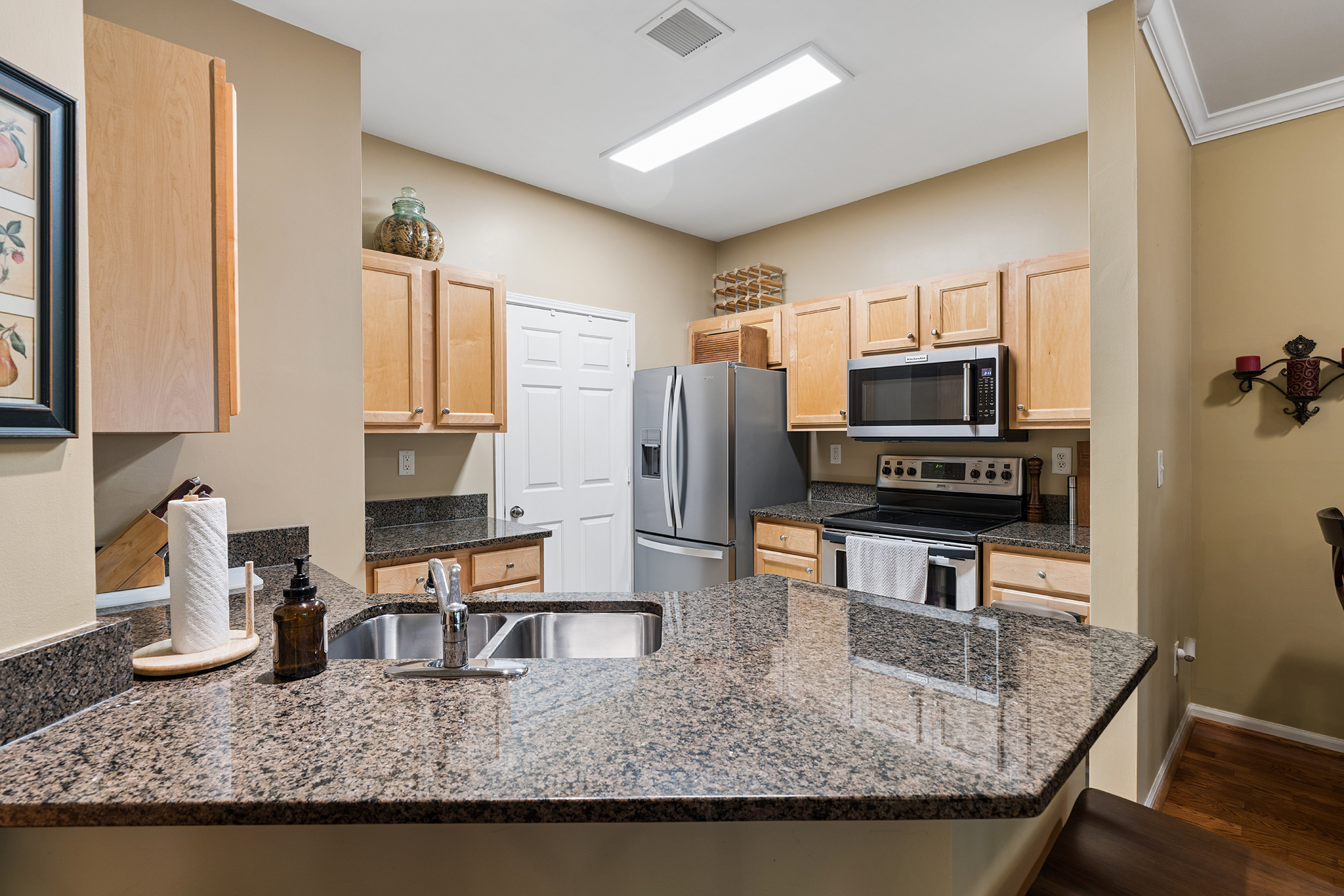  Comfort and Convenience in Gated Brighton Court - 物件實景