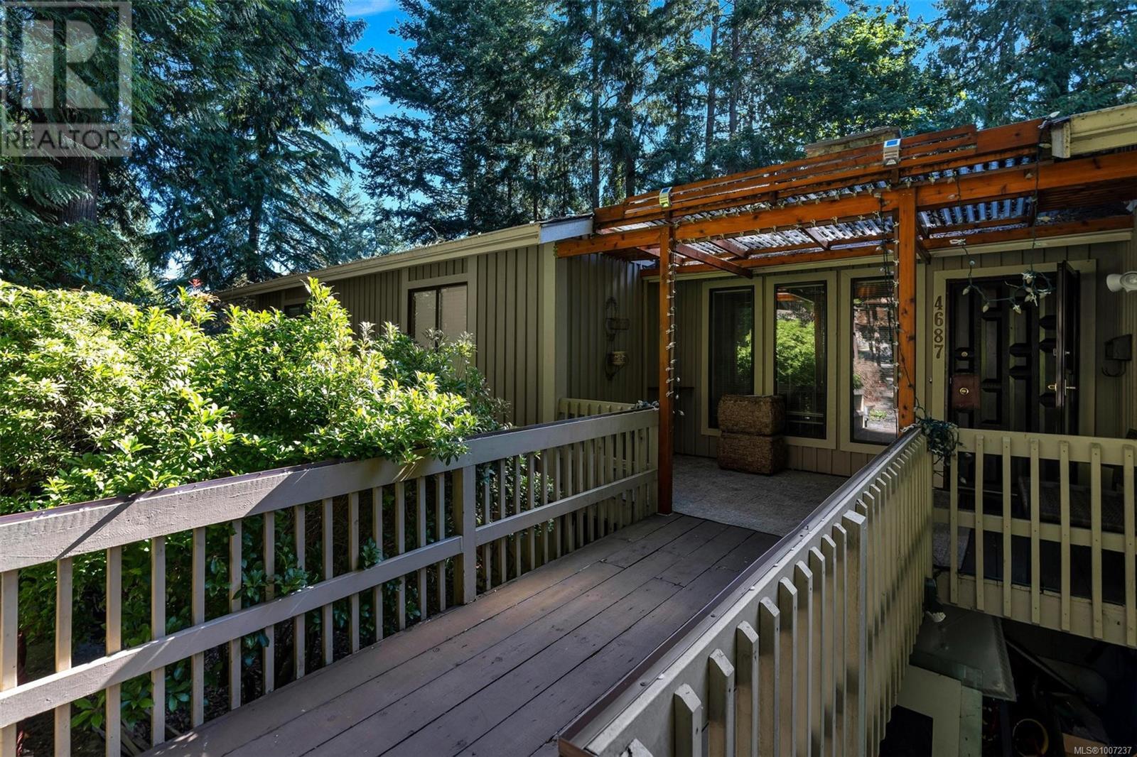 SAANICH, British Columbia, V8Y 1A9, CA, 4 Bedrooms Bedrooms, ,3 BathroomsBathrooms,Residential,For Sale,1901029
